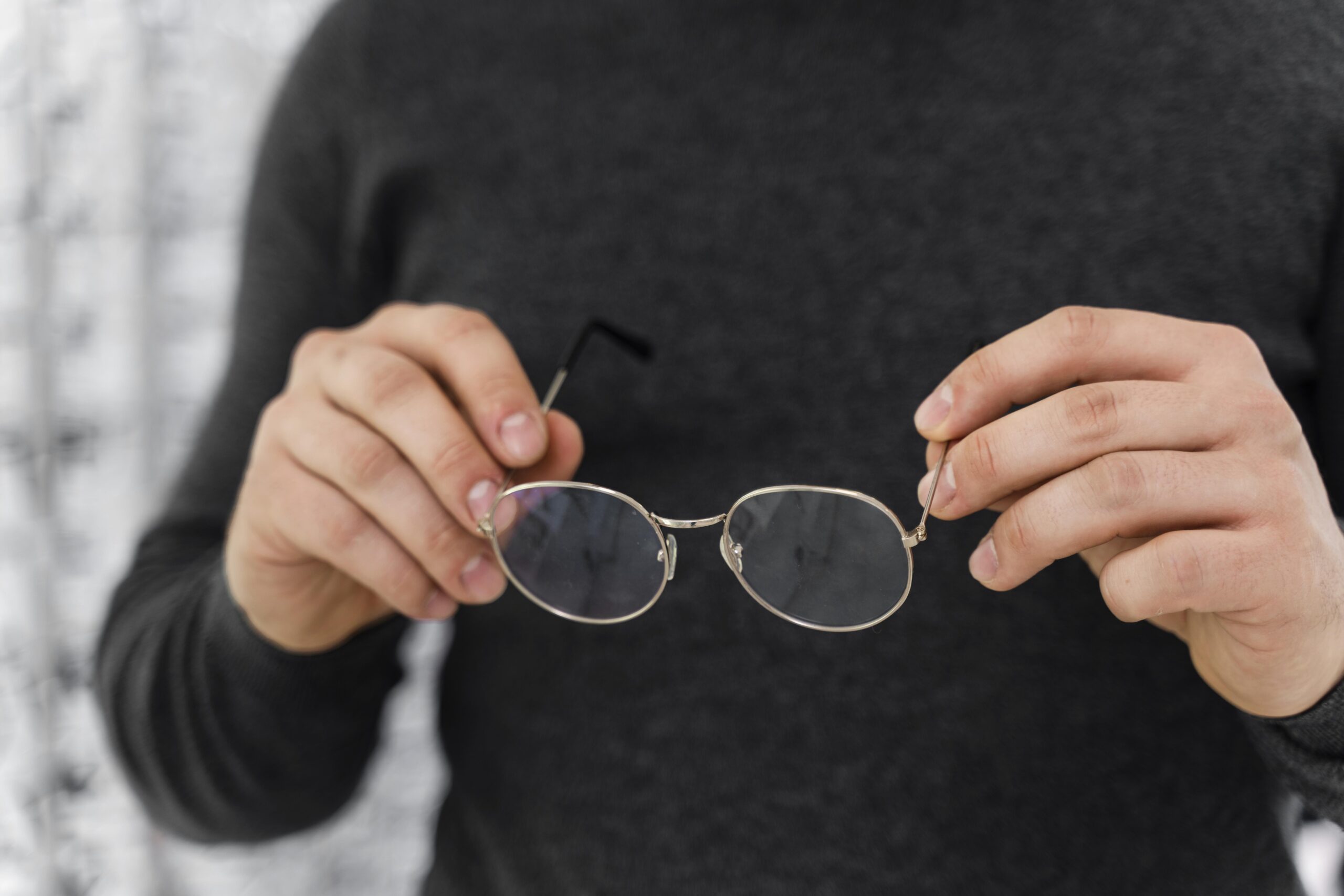 Eye-Conomy Insights: Spectacle Lens Market Focuses on Wellness